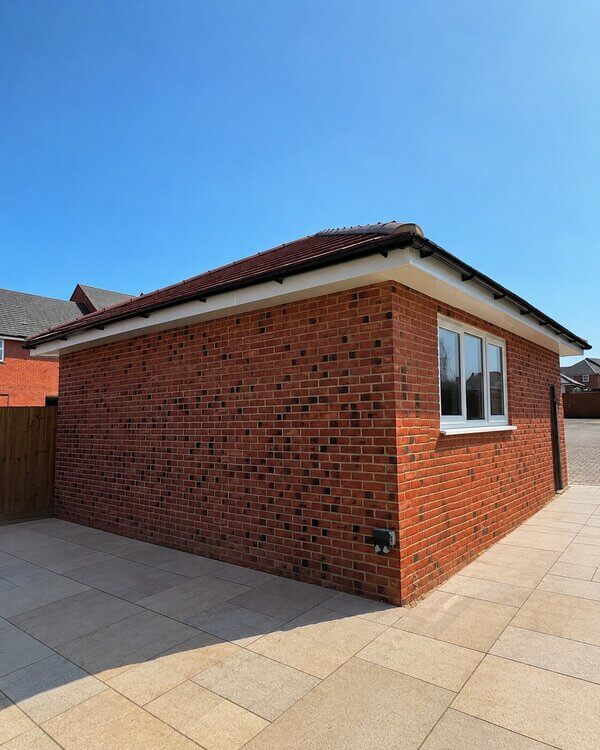 Signs of garage roof damage in Braintree